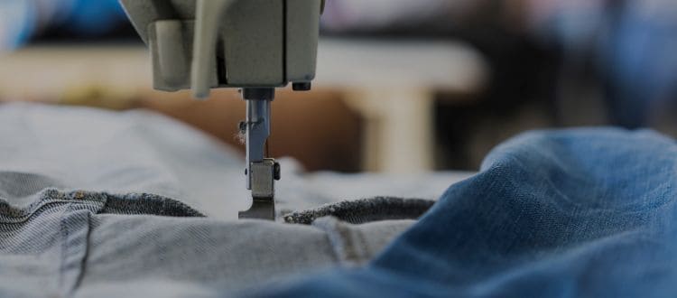 How Low MOQ Apparel Manufacturing Empowers Fashion Startups